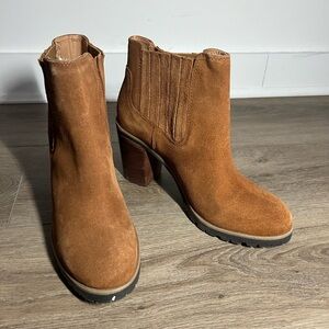 New in box* CREVO KATE CHESTNUT BROWN SUEDE HIKER CHELSEA BOOTS 9